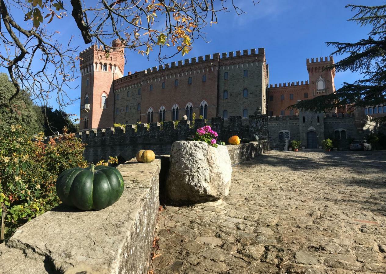 Castello Di Valenzano Villa อาเรซโซ ภายนอก รูปภาพ