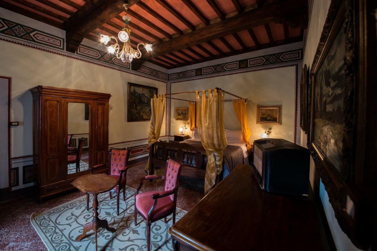 Castello Di Valenzano Villa อาเรซโซ ภายนอก รูปภาพ