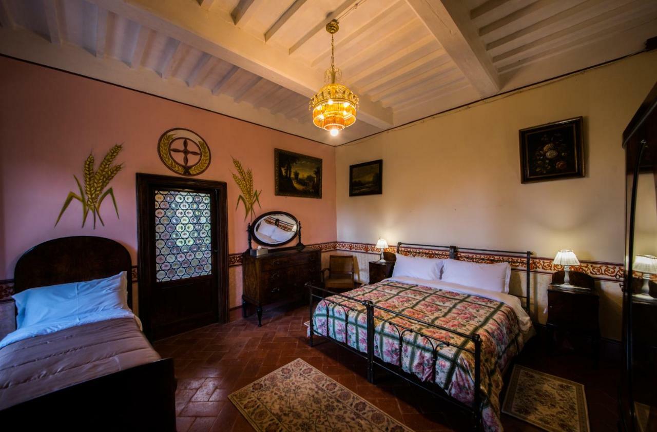 Castello Di Valenzano Villa อาเรซโซ ภายนอก รูปภาพ